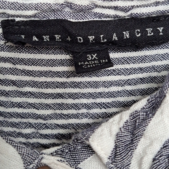 Jane & Delancey Striped  Button Up Blouse - Picture 7 of 8